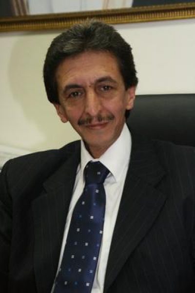 الدكتور-كمال-القضاة-رييسا-لمجلس-ادارة-شركة-بورصة-ع