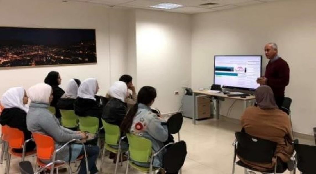 Palestine-Exchange-intensifies-its-Investor-Educat